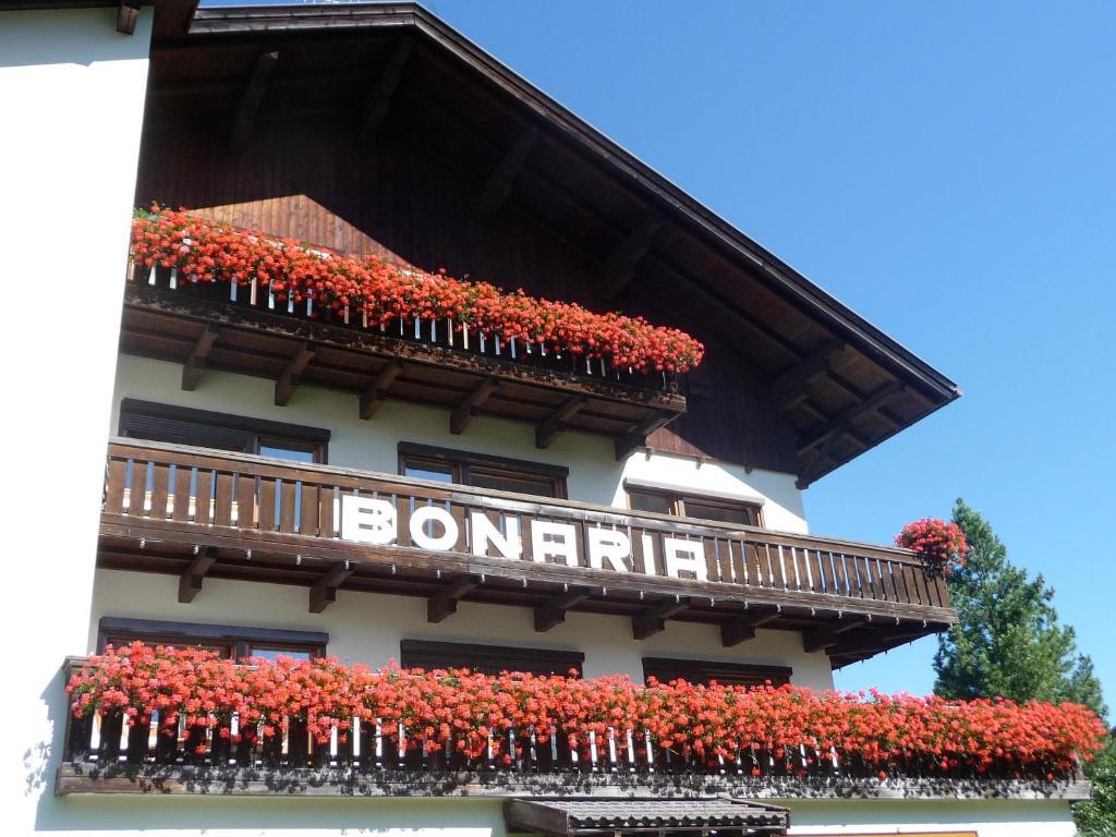 Garni Bonaria Aparthotel Corvara In Badia Exterior foto