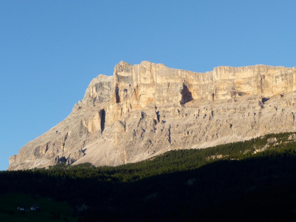 Garni Bonaria Aparthotel Corvara In Badia Exterior foto